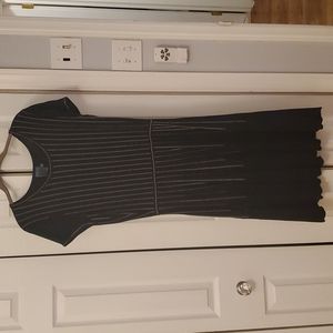 Gabby & Skye black & gold sweater dress Large